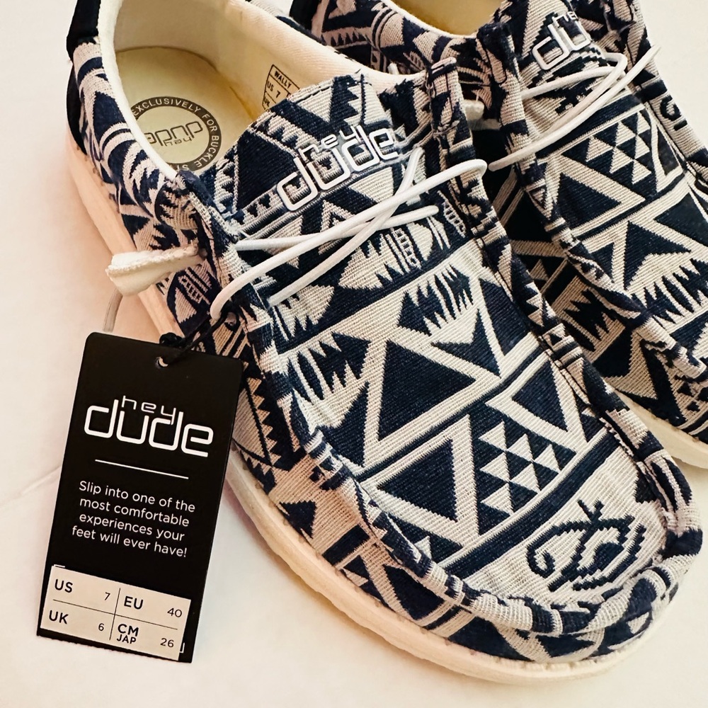 HEY DUDE Tribal/Aztec Brand new!